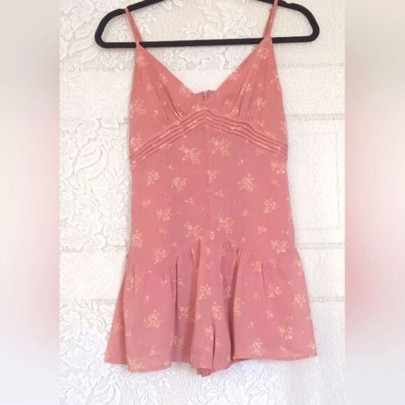 FOREVER 21 WOMEN'S ROMPER - Picture 1 of 5